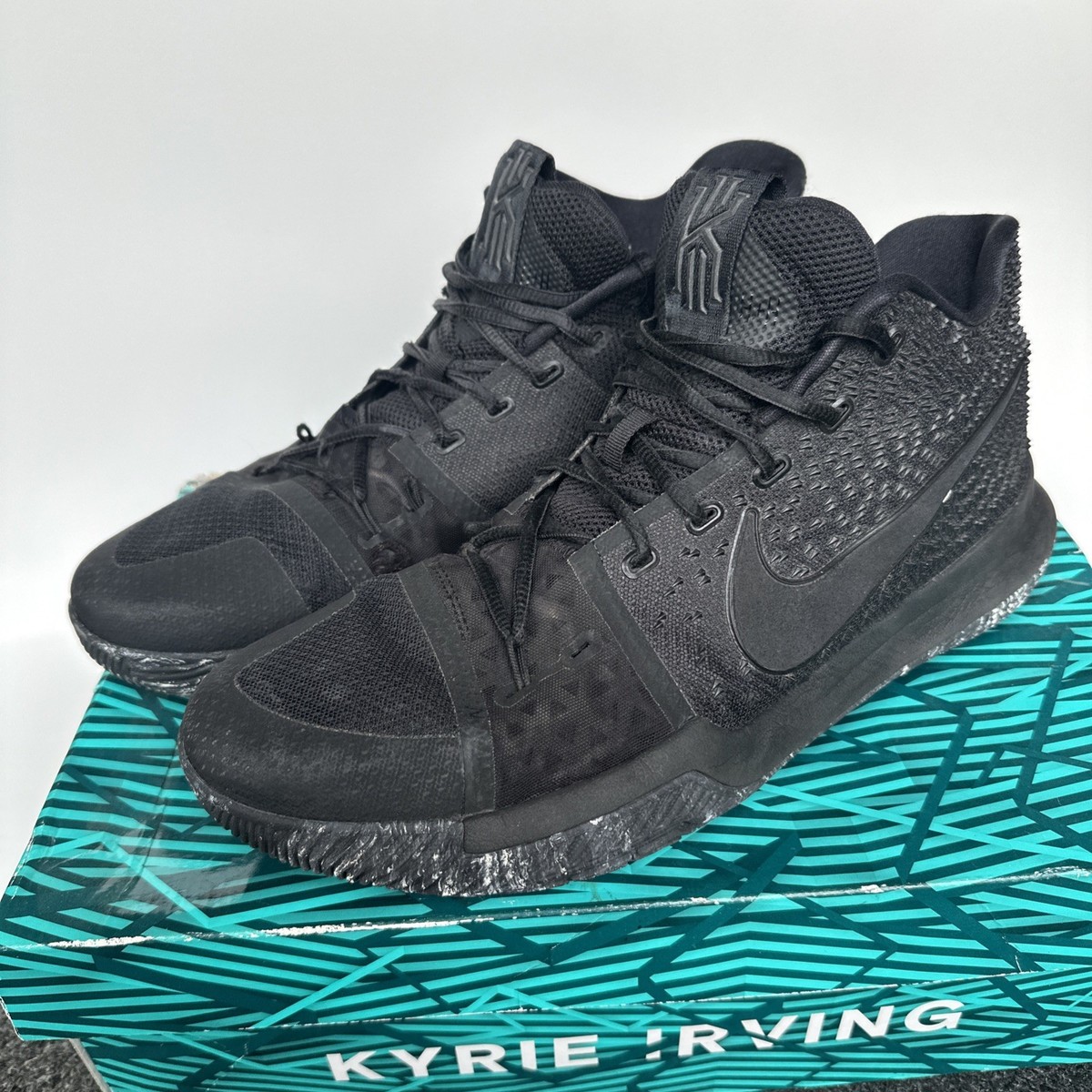 Nike Zoom Kyrie 3 Basketball Shoes Men's Triple Black Marble Size