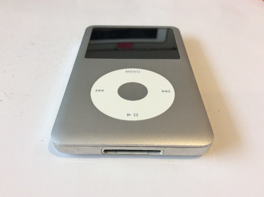 Apple iPod classic 6th Generation Silver (80 GB) - Good Condition