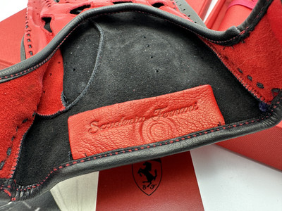 FERRARI RED BLACK LEATHER RACING DRIVING GLOVES | SIZE S