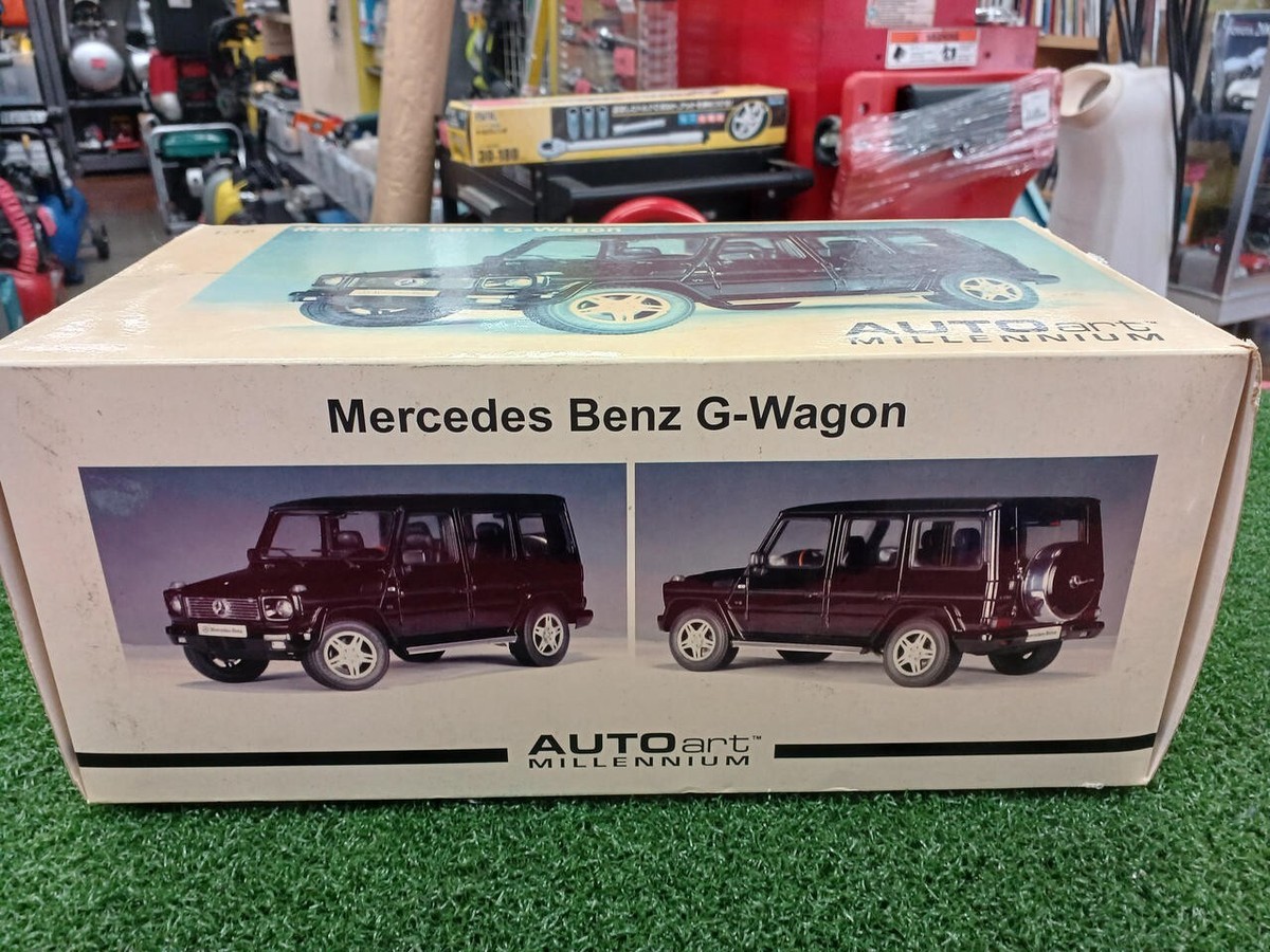 1/18 AUTOart Mercedes Benz G-Wagon LWB Smaragd Black w/ Box From