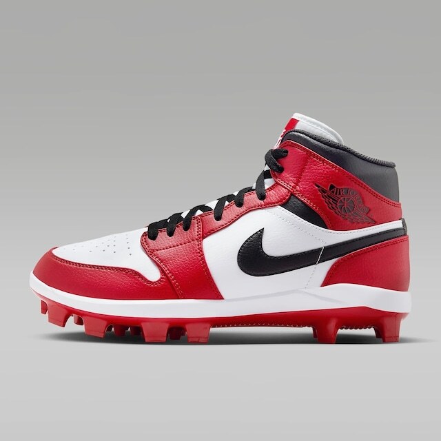 AUTHENTIC Nike Air Jordan 1 Retro MCS 'Chicago' Black Red White