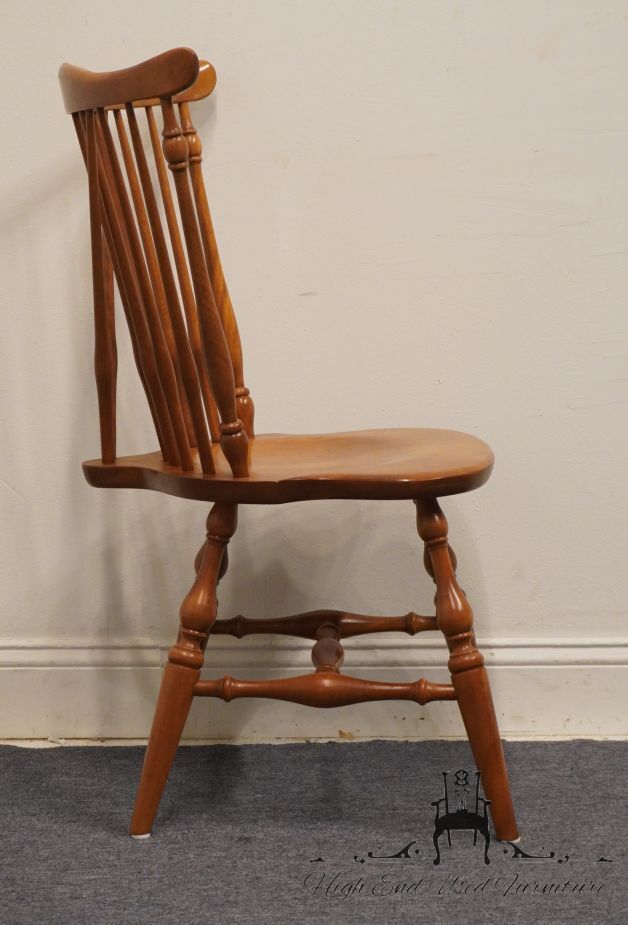 ETHAN ALLEN Heirloom Nutmeg Maple Fiddleback Windsor Dining Side