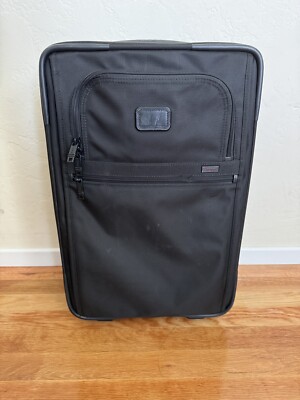 Tumi Alpha 2 Expandable 2 Wheeled International Carry On Luggage