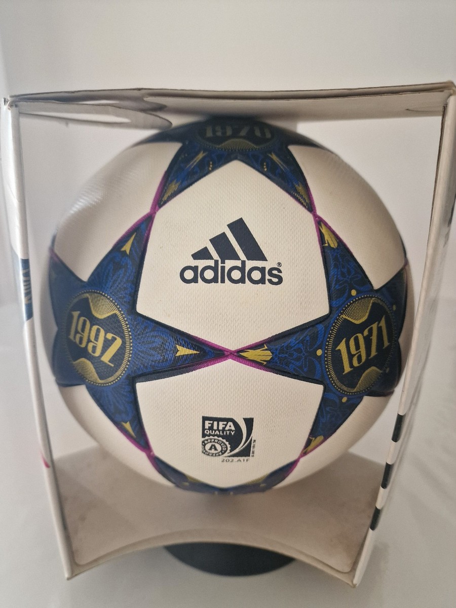 ADIDAS OFFICIAL MATCH BALL UEFA CHAMPIONS LEAGUE FINALE WEMBLEY