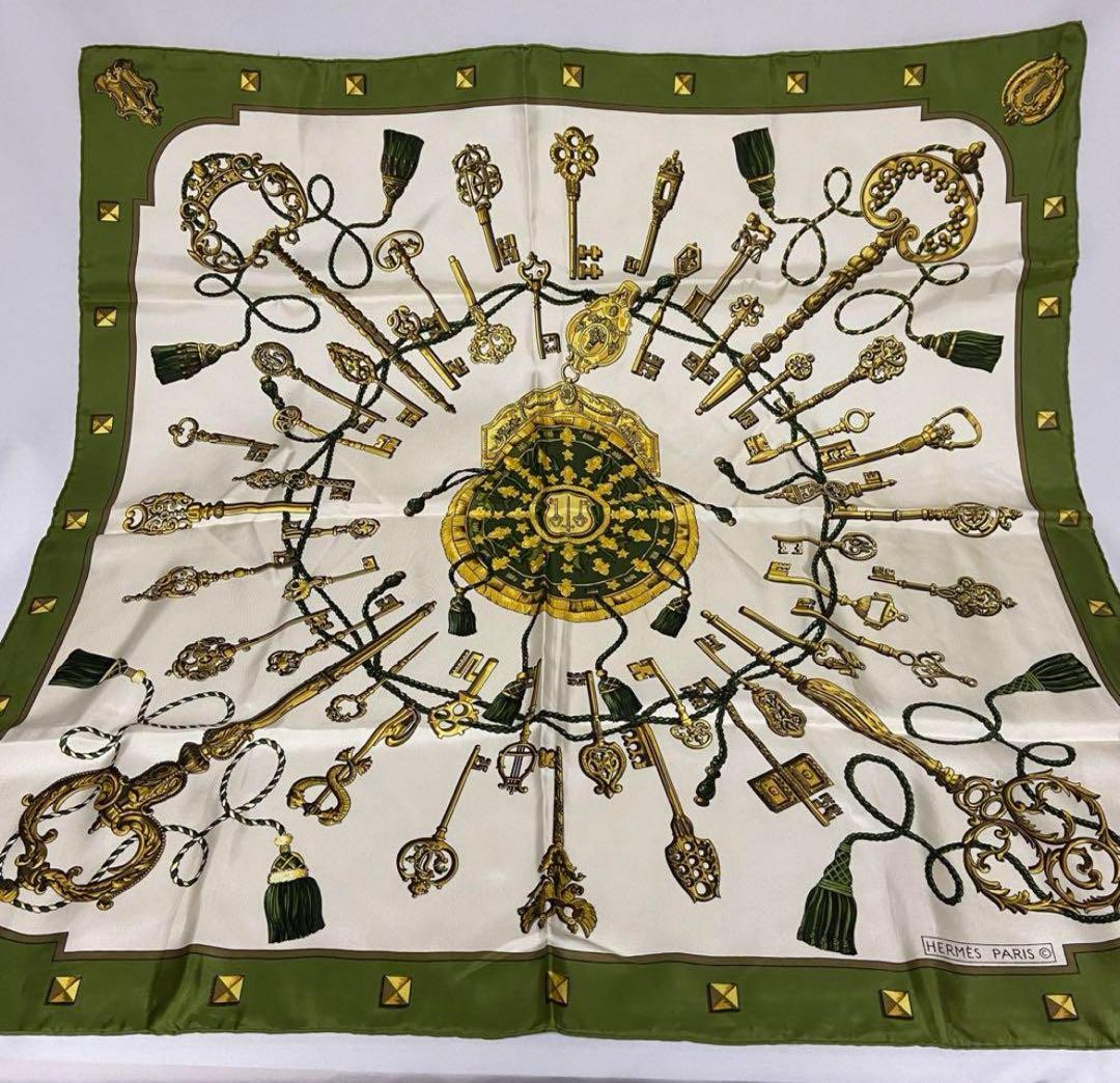 HERMES Scarf Carré 90 LES CLES/Key Silk 100% Green Vintage Rare