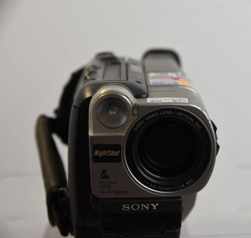 Sony CCD-TRV66 Handycam Vision Hi8 Video Camera XR Camcorder Hi-Fi