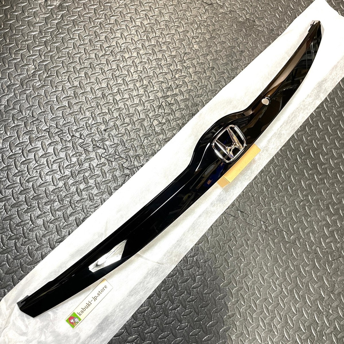 HONDA Genuine 74890-T5A-J12 FIT Tail Gate Rear Garnish Assy OEM