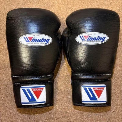 Winning Boxing Gloves 12 oz Professional Type Black String MS-400