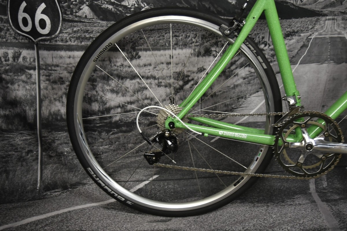 GIANT OCR3 ROAD BIKE SIZE LARGE, 56 CM, 18 SPEED, CARBON FORK NEW