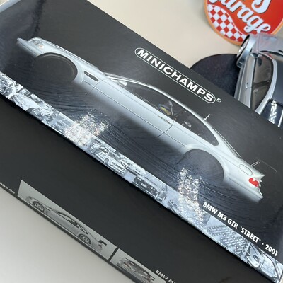 MINICHAMPS 1/18 BMW M3 E46 GTR STREET 2001 silver carbon roof