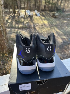 Jordan Retro 11 XI Space Jam DS Size 2Y Black Concord White 378039