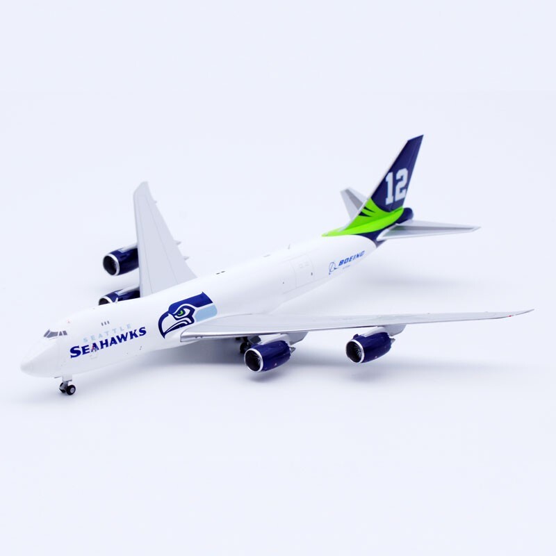 BOEING 747-8F ハウス SEATTLE SEAHAWKS 1:400 BOEING 747-8F ハウス