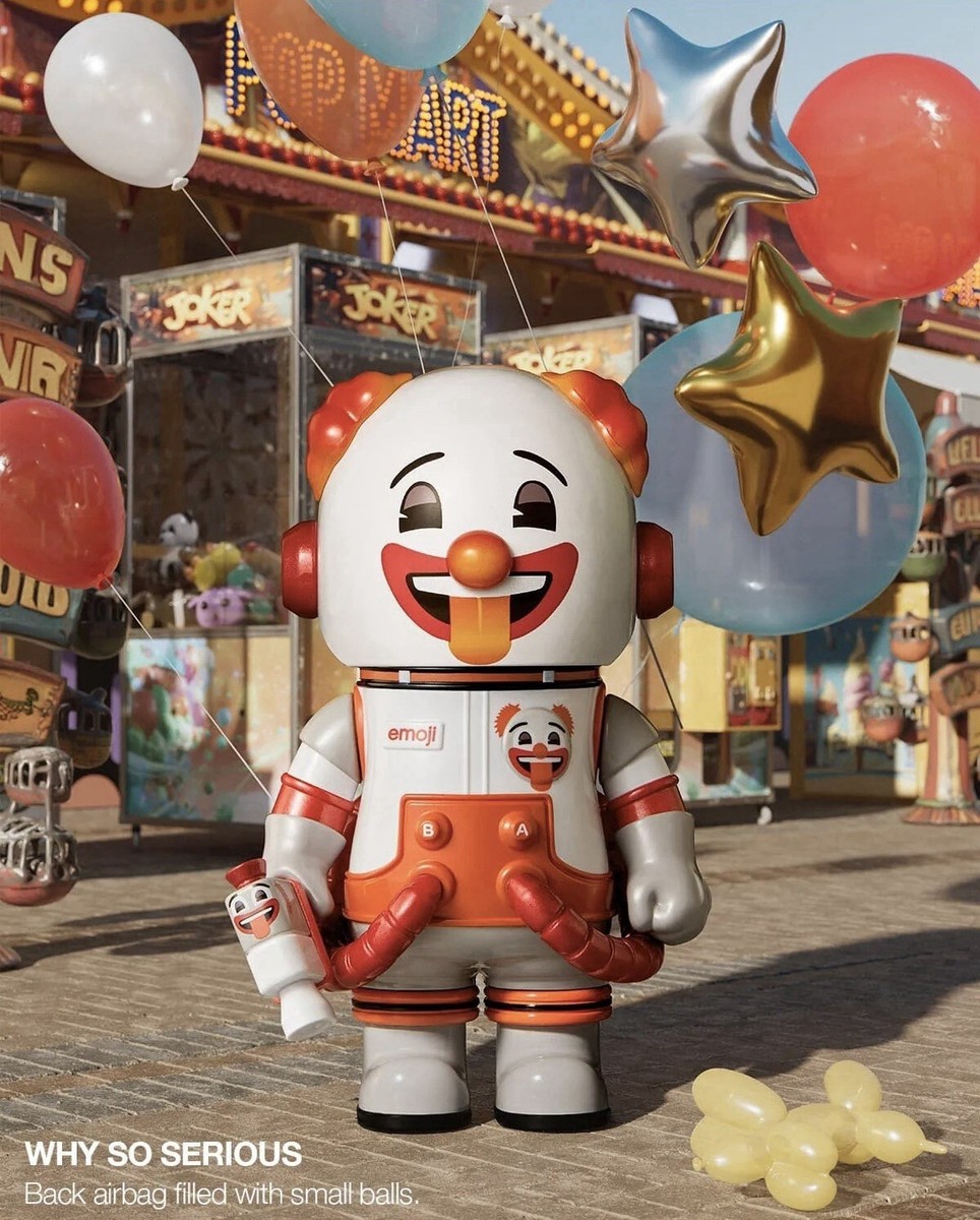 Pop Mart MEGA Space Molly Emoji Series