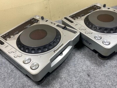 Pioneer DJ CDJ-800MK2 set of 2 DJ Turntable CD MP3 with power