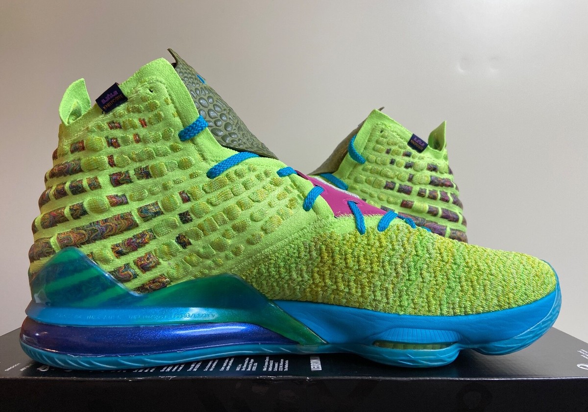 Nike LeBron 17 AS Promo Space Jam Mr. Swackhammer Multicolor