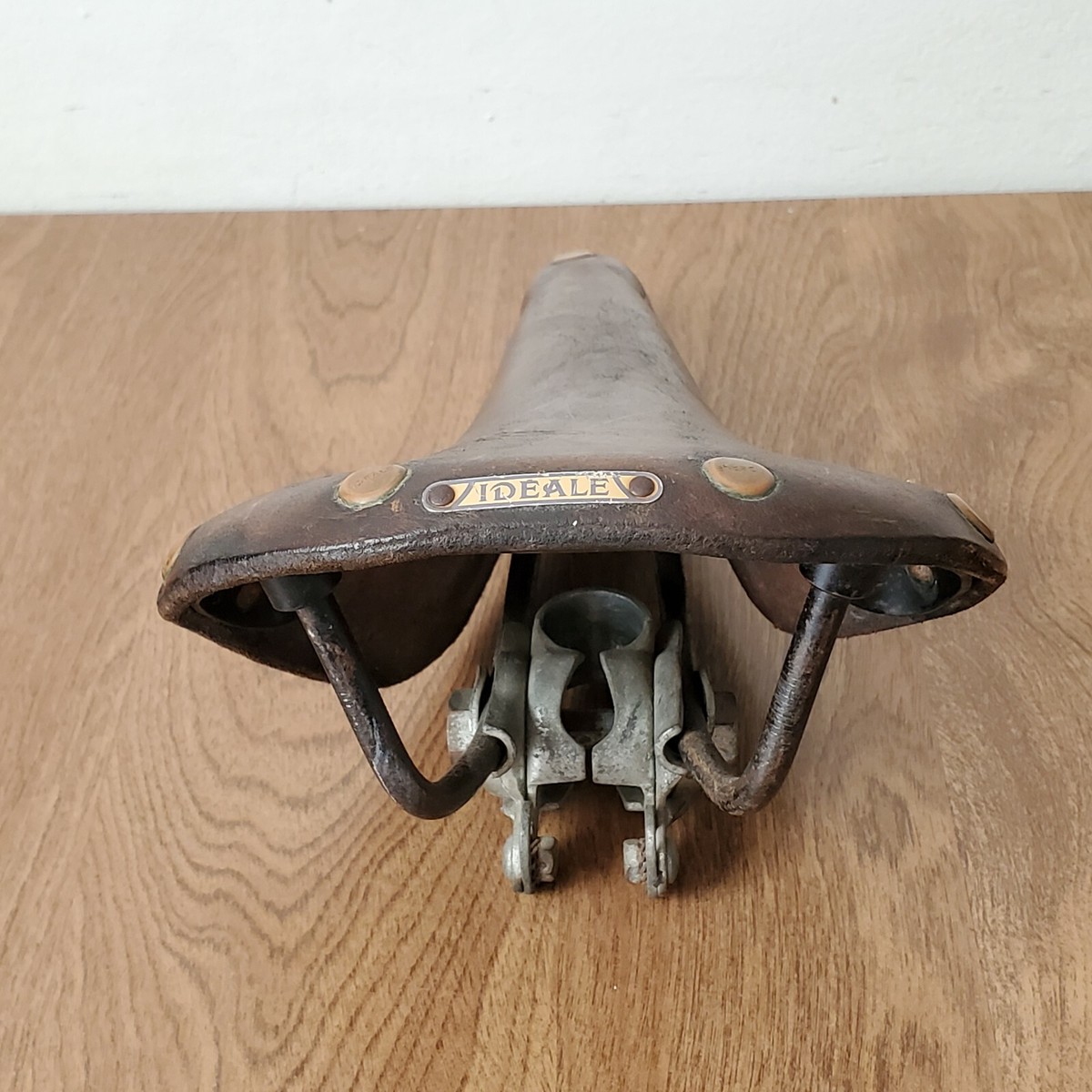 IDEALE 70 レザーサドル 1960年代