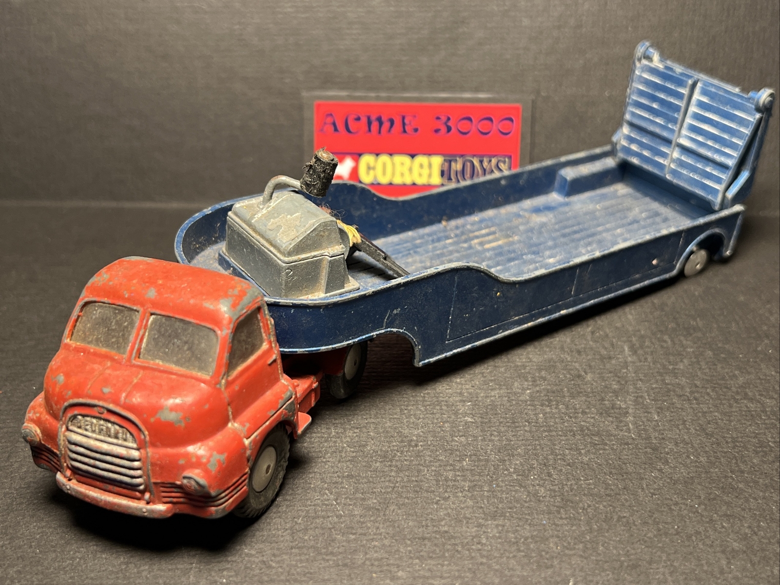 Corgi 1100, Bedford Carrimore Low Loader - Free Price Guide & Review
