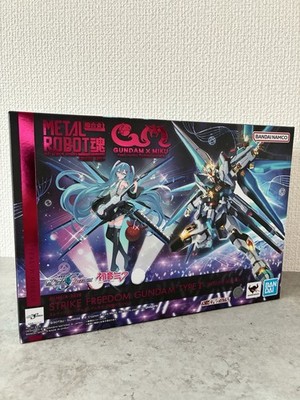 METAL ROBOT Spirits Strike Freedom Gundam Type II Hatsune Miku Ver