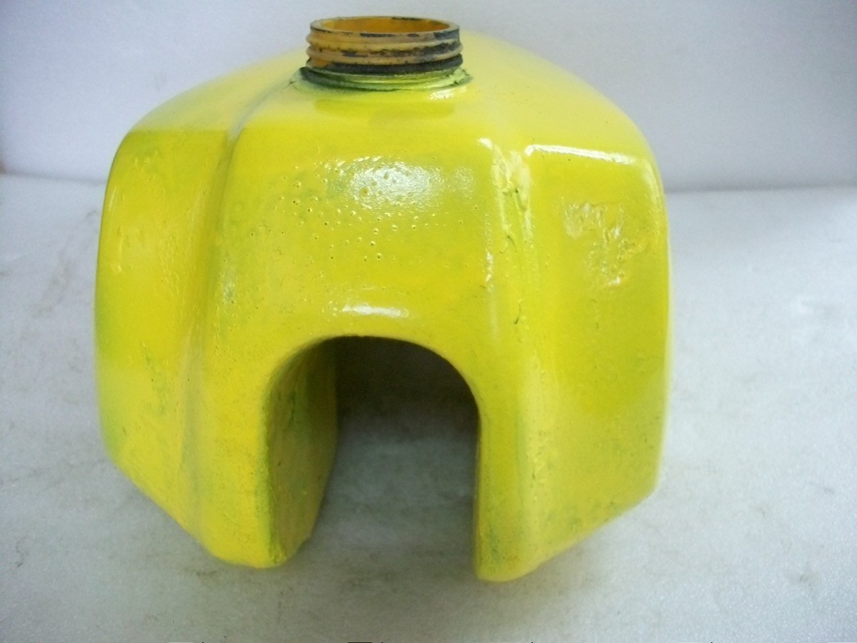 ヤマハ ガソリンタンク 当時物 YZ125 74年 ヤマハ ガソリンタンク 当時