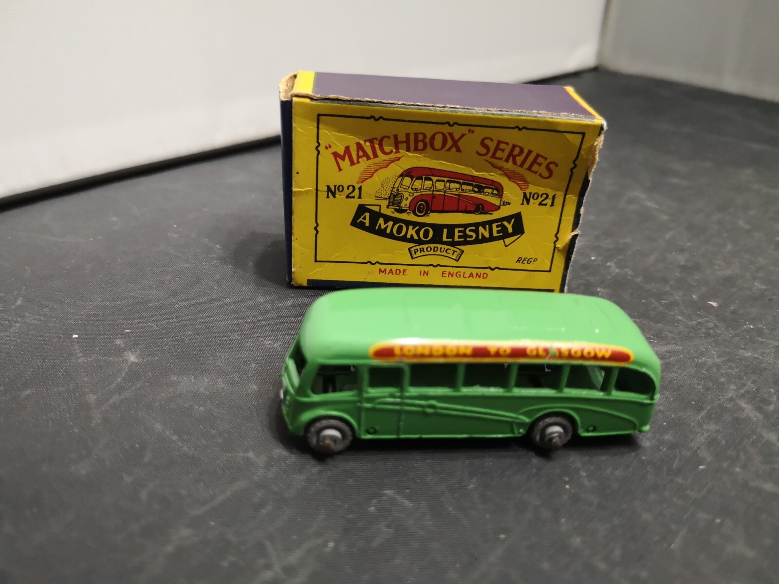 Matchbox 21a, Bedford Coach - Free Price Guide & Review