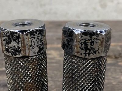 新品デットストック・GT TRII MAXI AXLE PEGS 26T NOS Stamped GT TRII