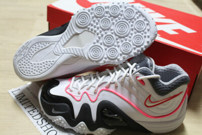 NIKE ZOOM UPTEMPO V 5 PREMIUM WHITE BLACK 366570-110 kidd air more