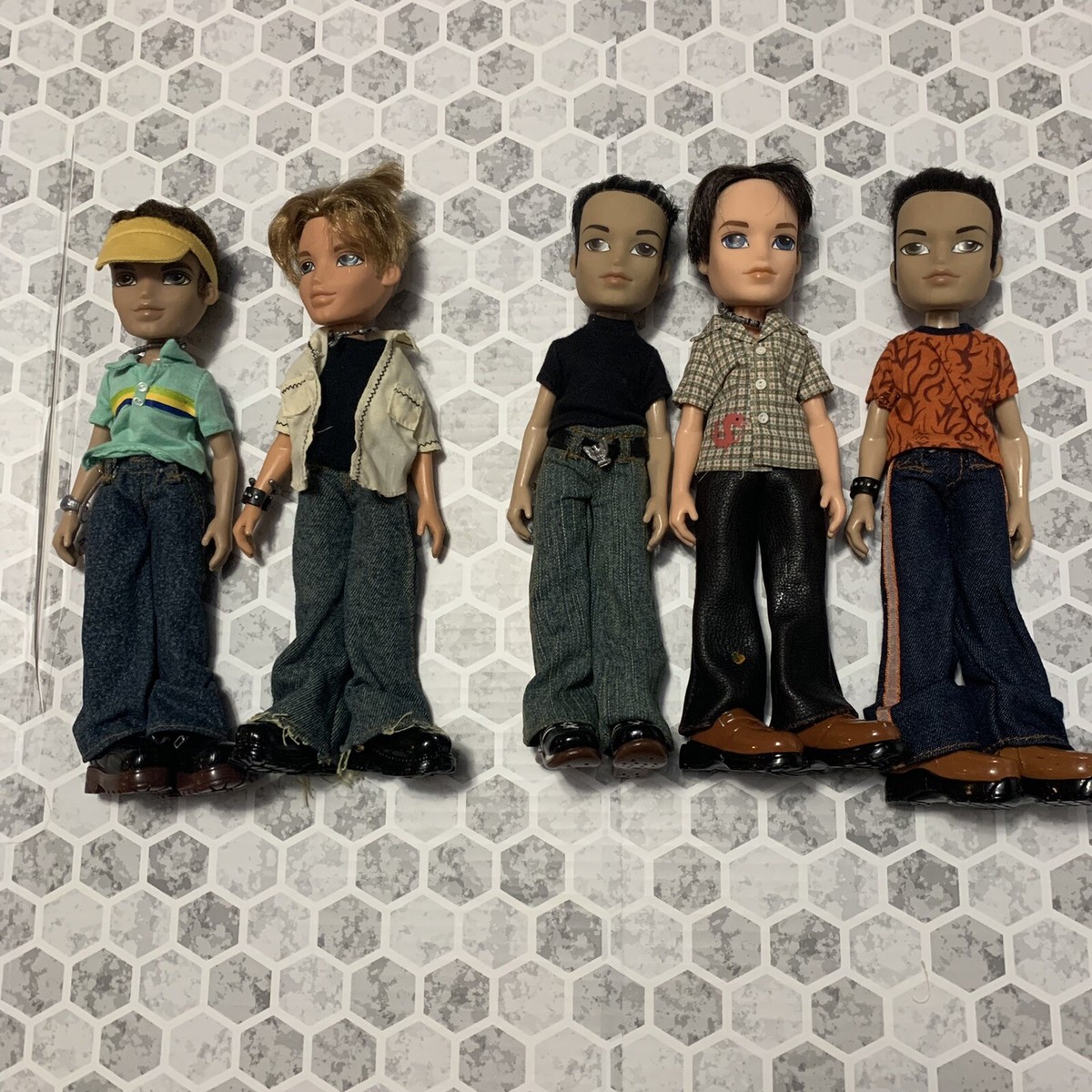 5 Bratz Boyz from 2002 and 2003 With Extra Clothing Shoes And