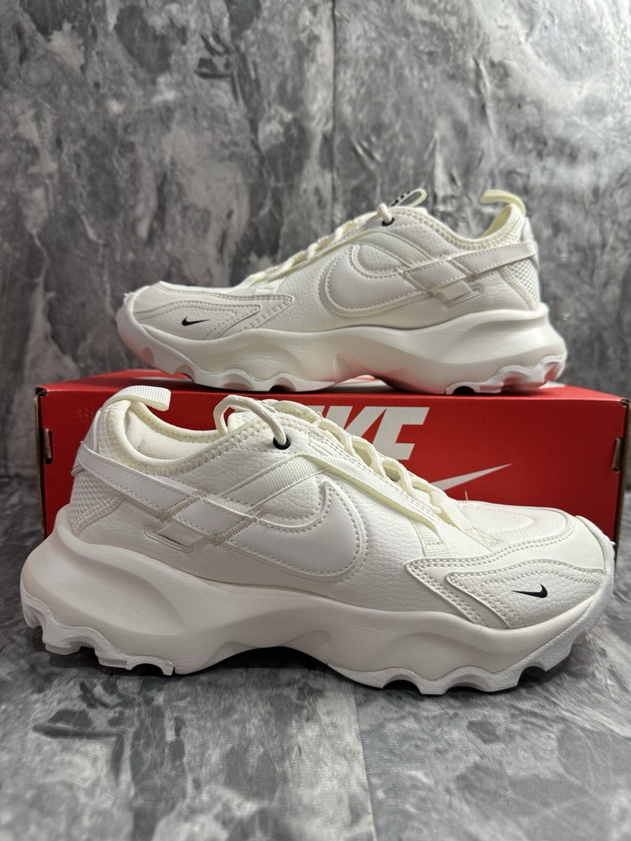 Nike Women's TC 7900 Shoes - Summit White (DD9682-100) Women Size