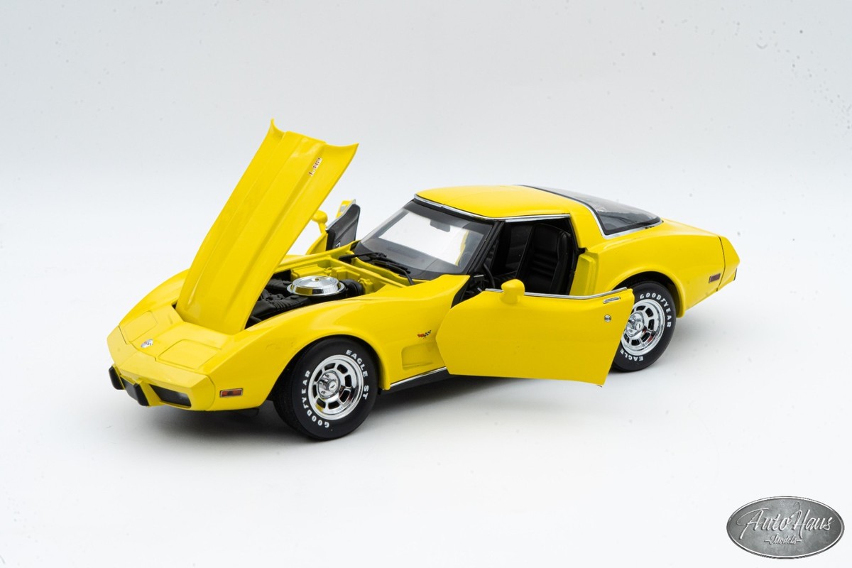 1/18 UT Models 1978 Chevrolet Corvette Yellow 🤝ALSO OPEN FOR