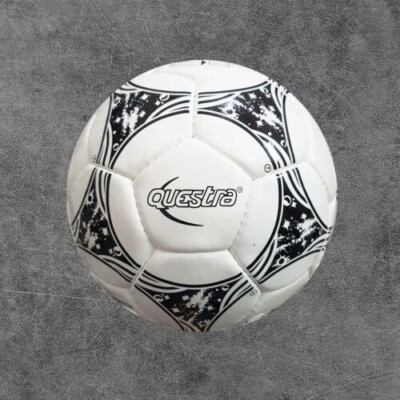 Questra AS551W サッカーボール 1994 FIFAワールドカップ Questra 1994
