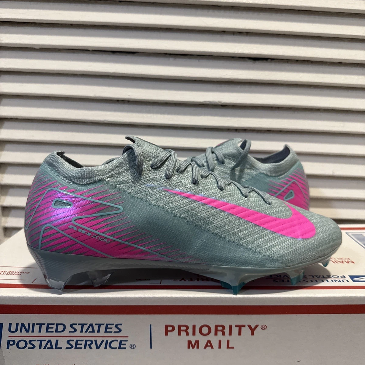 Nike Mercurial Vapor Viii Fg In Men's Soccer Shoes & Cleats for