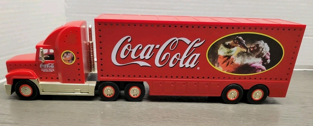 Coca-Cola Santa Truck ミニカー 限定2700台 Coca-Cola Santa Truck