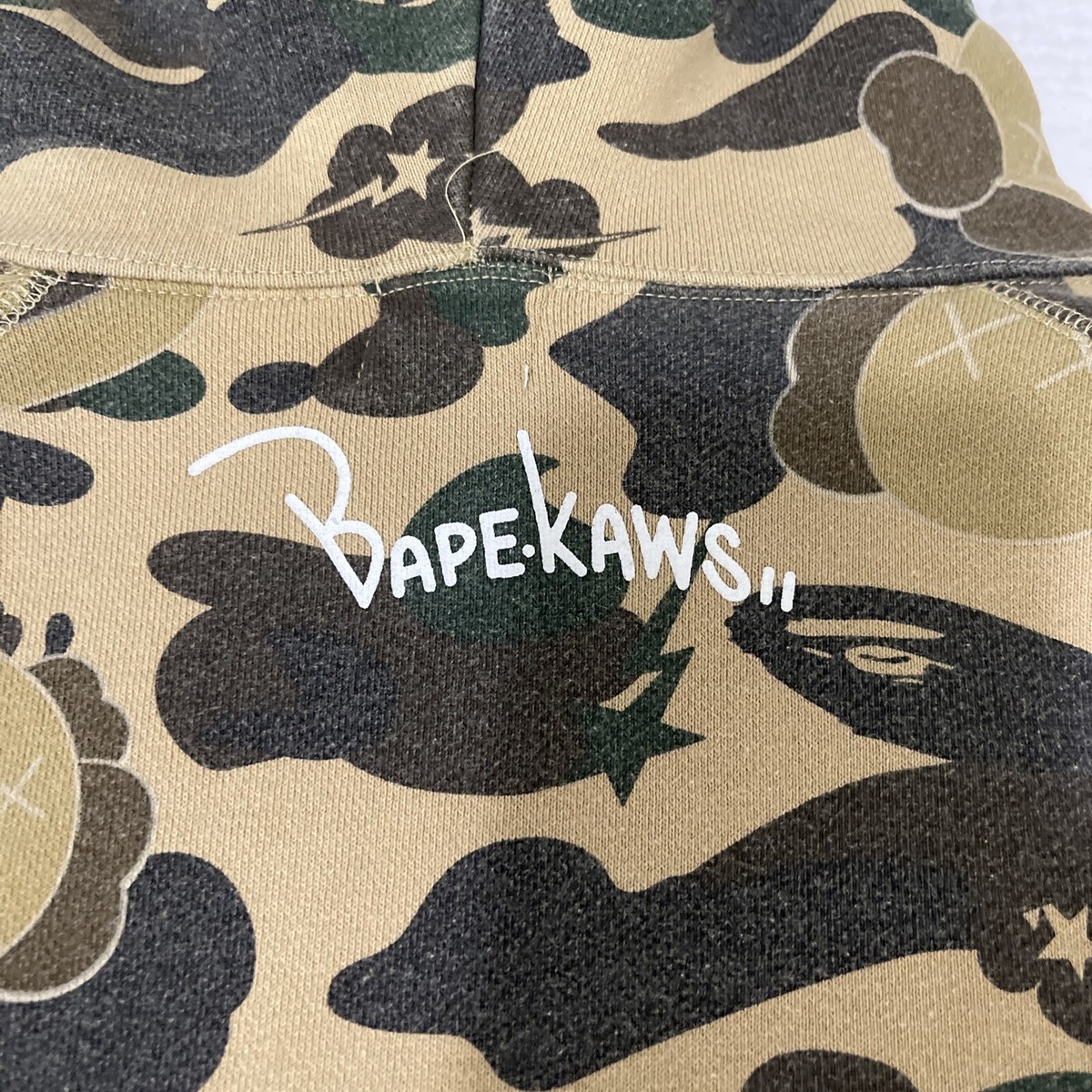 A BATHING APE Ape x KAWS 1st Camo Zip Sweatshirt Hoodie Bendy Camo