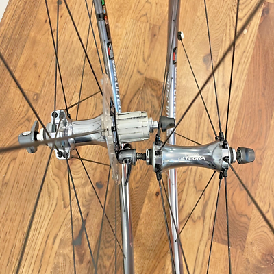 Shimano Ultegra WH-6600 Road Bike Wheel Set 10-Speed Lightweight