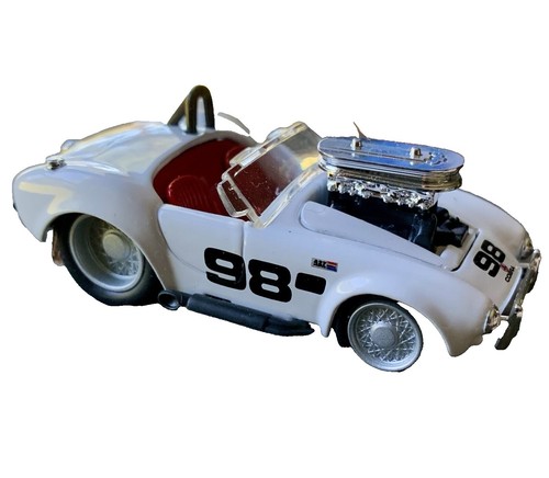 1969 Dodge Daytona Charger 1/43 Eagle's Race diecast muscle car