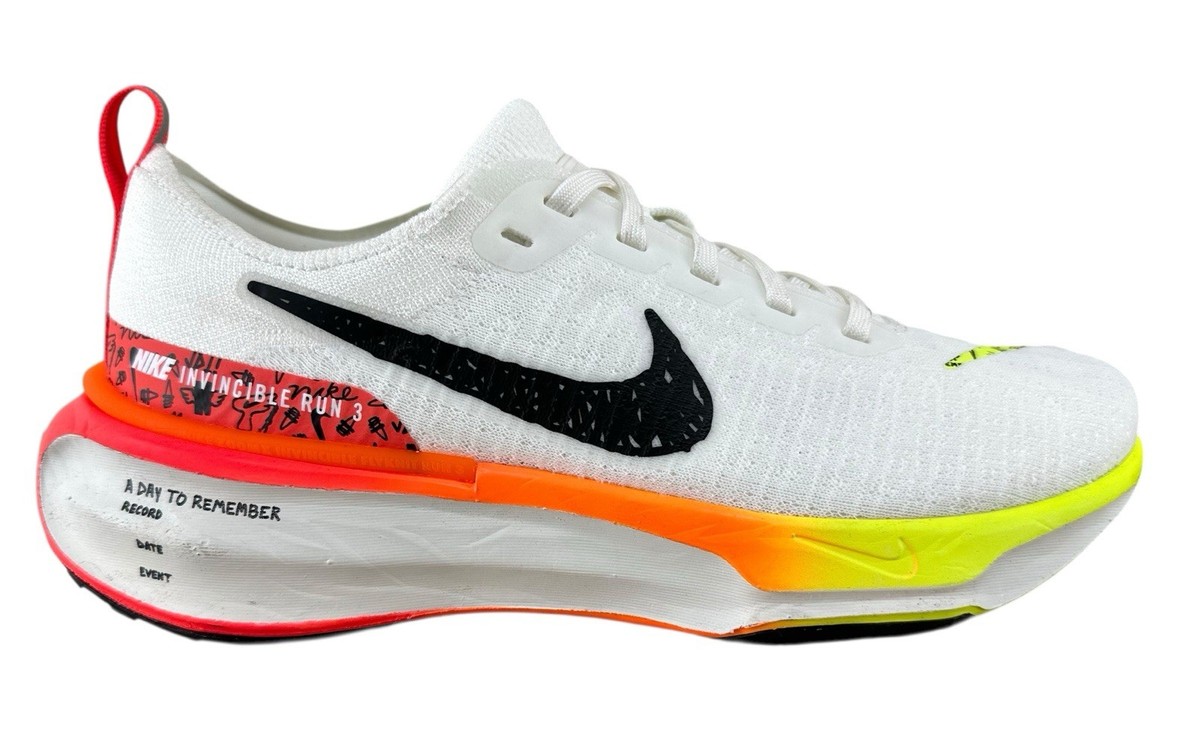 Nike Men's ZoomX Invincible Run Flying 3 Sneakers White/Bright