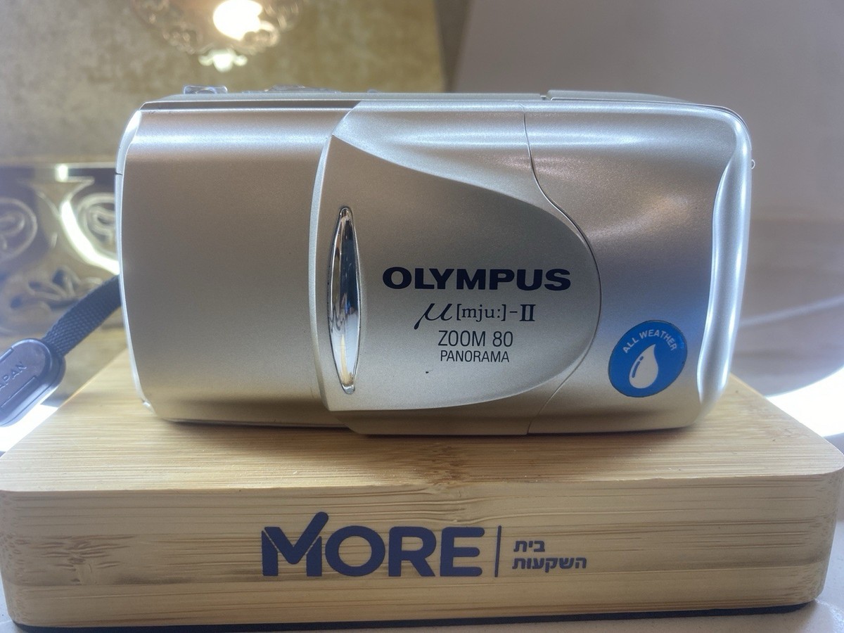 Olympus µ[mju:]-II Zoom Panorama 38-80mm Point & Shoot Film Camera