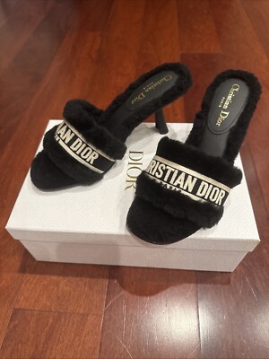 NIB Dior DWAY Logo Heel Pump Fur Shearling J'adior Miss Chez Moi