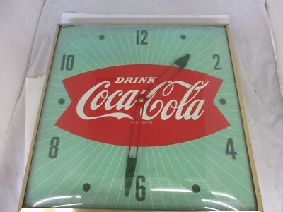 VINTAGE ADVERTISING COKE ELECTRIC SQUARE STORE DEALER WALL CLOCK