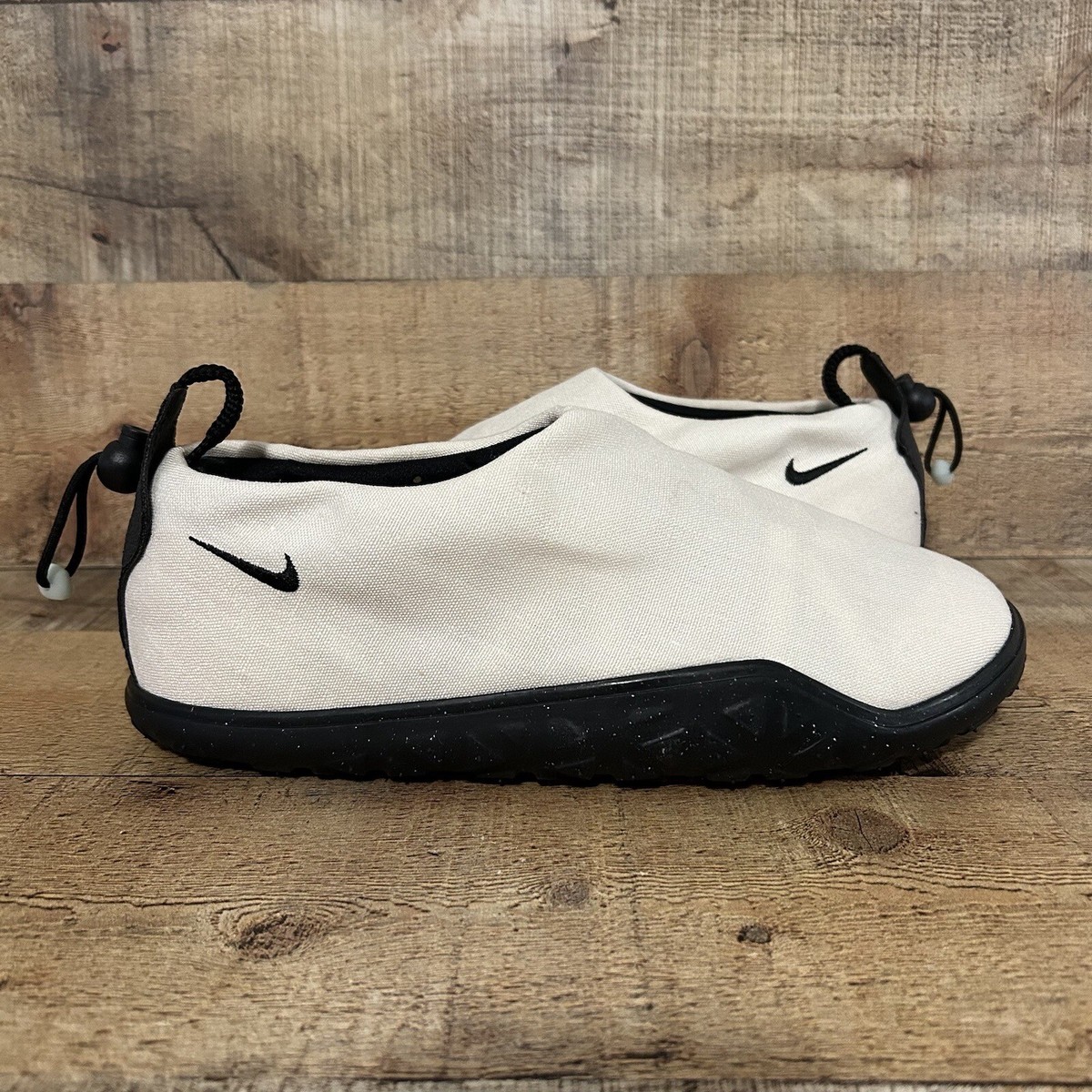 Nike ACG Moc Summit Mens Size 10 Off White and Black Shoes DZ3407