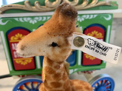 Vintage Steiff Golden Age of the Circus Includes Giraffe And Box