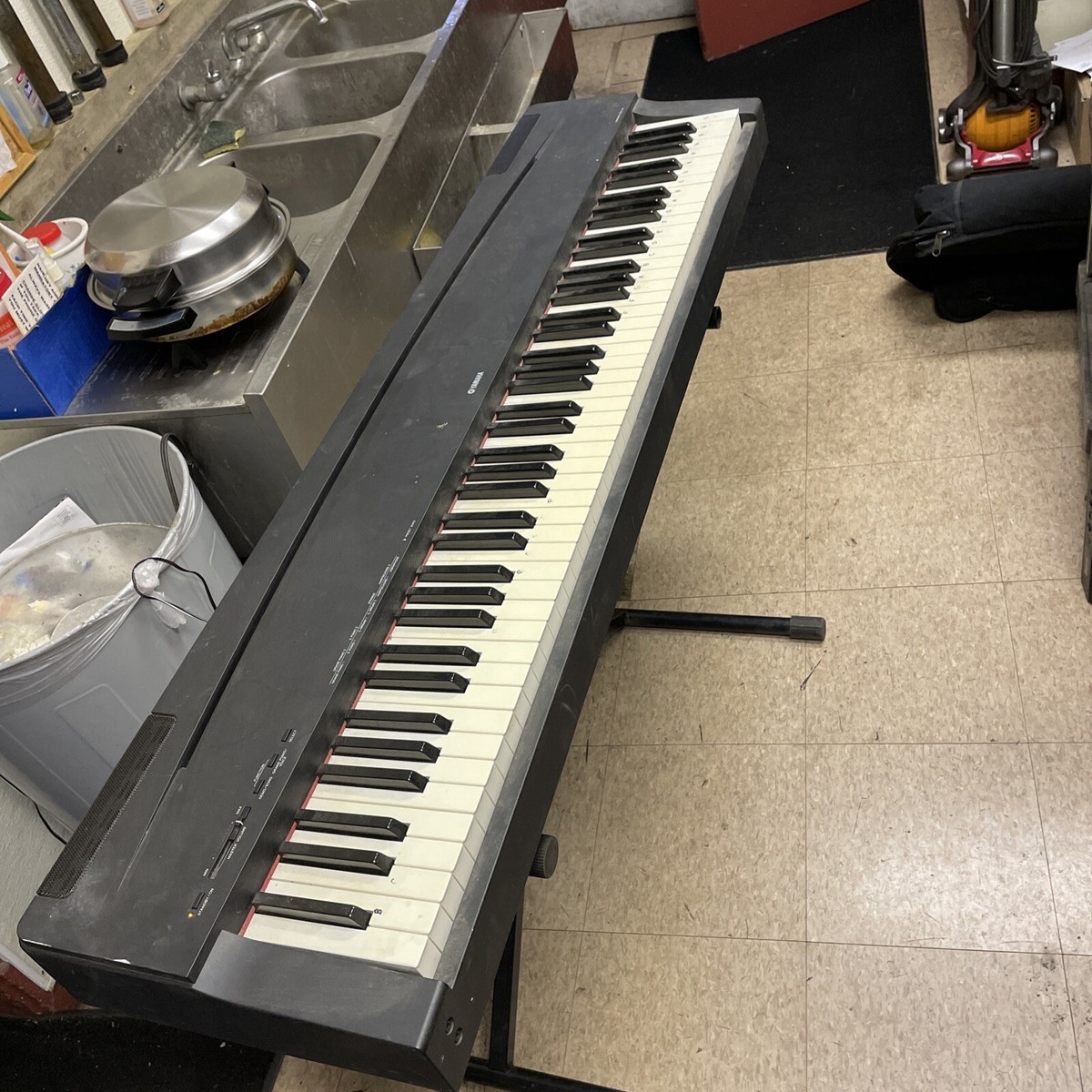 Yamaha P-70 Electronic Piano NOW PLAYING! | eBay