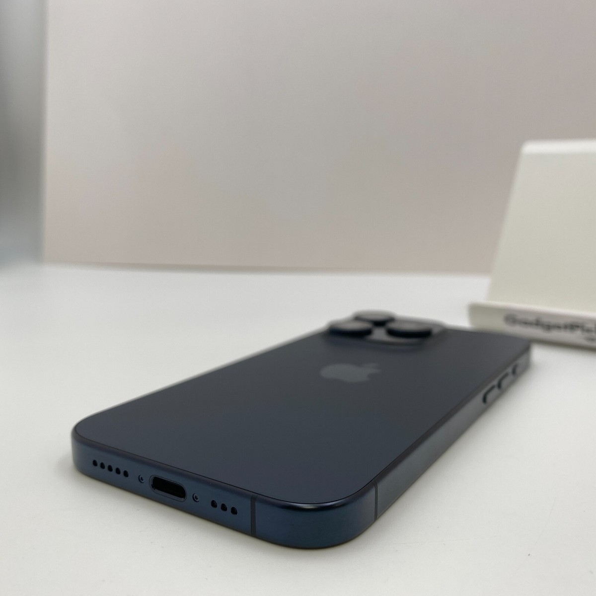 Apple iPhone 15 Pro - 128GB - Blue Titanium (Unlocked) - Open Box