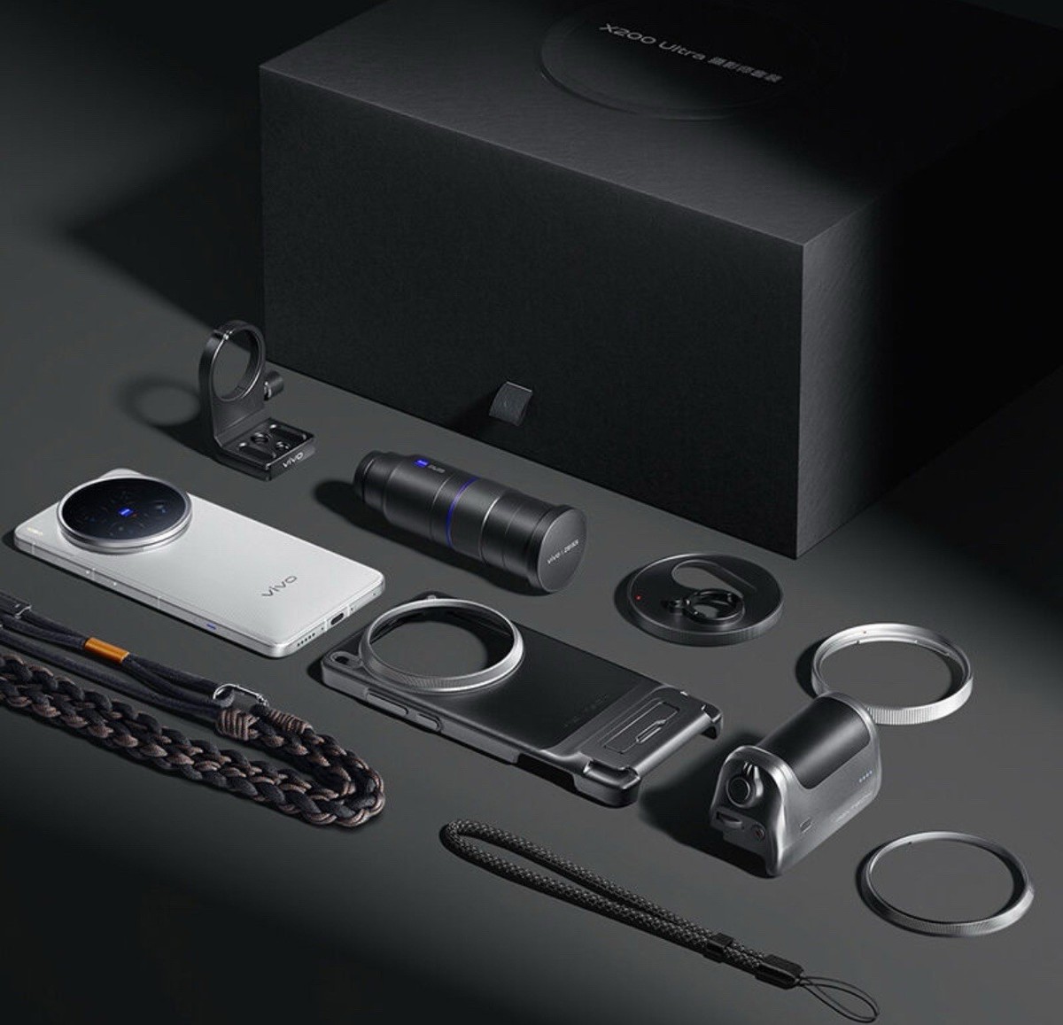 Vivo X200 Ultra 16GB 1TB Master Photography Limited Edition SILVER