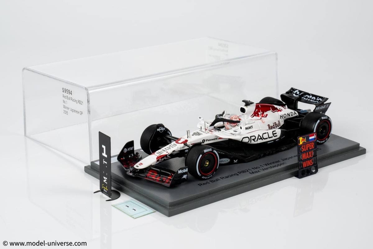 Spark - 1:43 Red Bull Racing RB21 No.1 Max Verstappen Winner