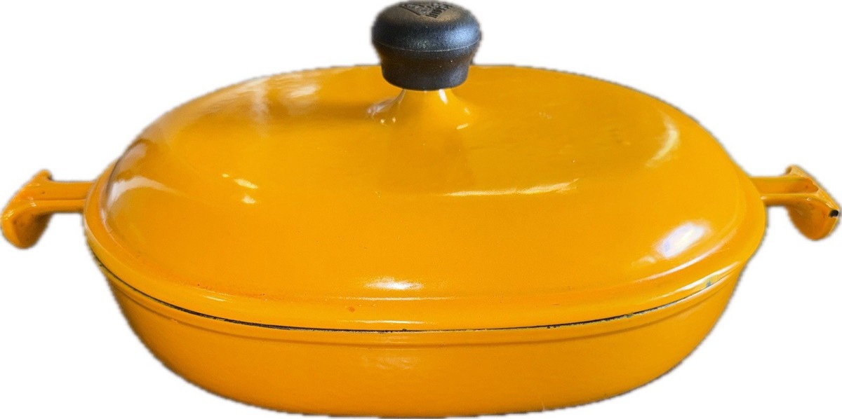 Le Creuset Enzo Mari La Mama 29 Enameled Cast Iron Dutch Oven