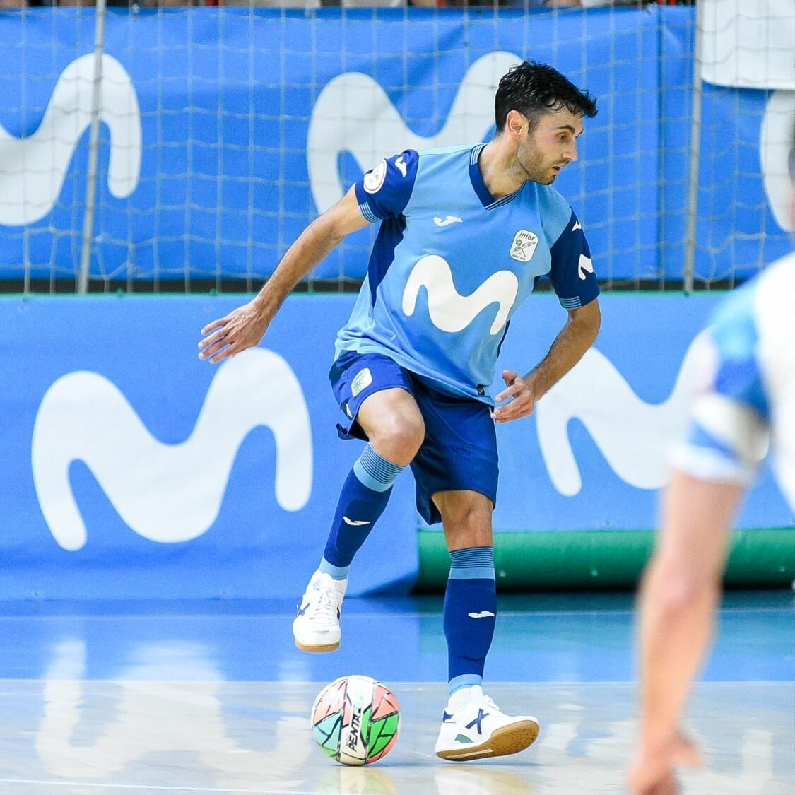 Munich X Continental 821 White Futsal Indoor Shoes - Men's Top