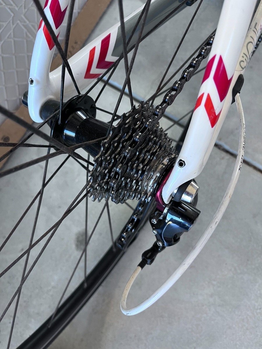 Trek Silque S 44 cm Carbon Frame Women's Road Bike: A Short