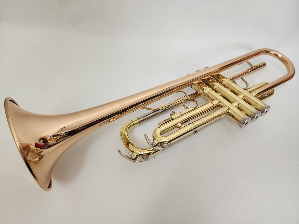 YAMAHA YTR-3320 Trumpet with Hard Case | eBay