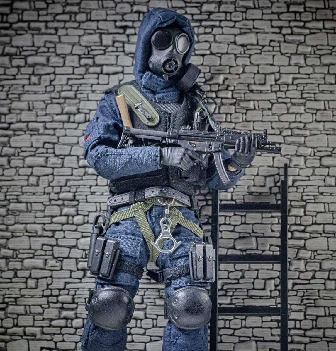 DAMTOYS British Special Forces SAS Assaulter 1/12 PES001 Action